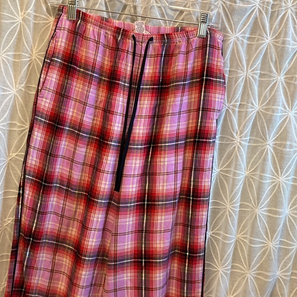 Victoria Secret Pajama Pants - Picture 3 of 11